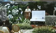 Marcos Jr. Honors Juan Ponce Enrile as Mentor and Legal Genius in Palace Tribute