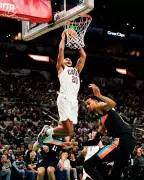 Cavaliers Rally Past Spurs 113-101 Behind Balanced Attack, Tyson's Clutch Threes