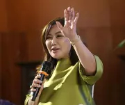 Cebu Governor Opposes 600 EV Taxis, Cites Regulatory Lapses