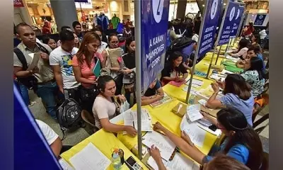 Philippines' Jobless Rate Hits 4.4% in Nov 2025, Up from 3.2% a Year Earlier