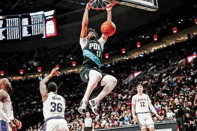 Shaedon Sharpe's 25 Points Lead Blazers Past Lakers 132-116