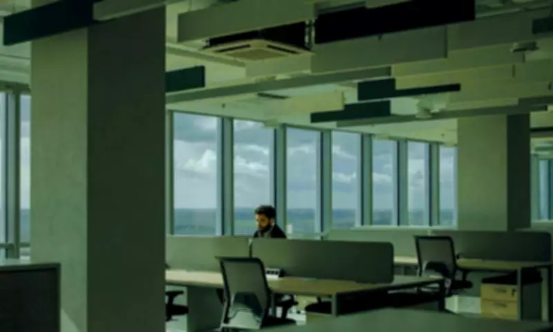 Overcoming Workplace Insecurity: Advice for Those Who Feel Like Outsiders