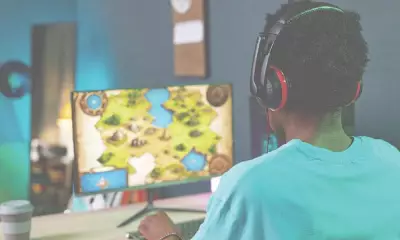 Cozy Gaming: The Quiet Escape That Lowers Stress and Recalibrates the Mind