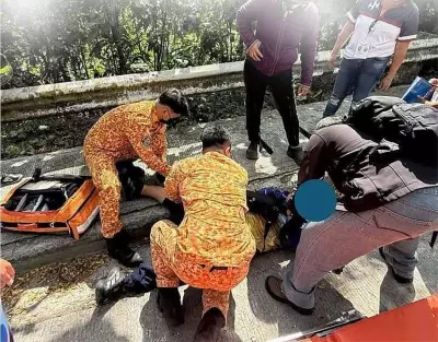 Eat Bulaga! Host Wally Bayola Injured in Motorcycle Accident in Camarines Sur