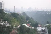 Metro Cebu's Hazardous Haze: Air Quality Index Soars to 199 Amid Stagnant Conditions