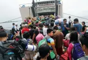 Over 400,000 Passengers Recorded on Easter Sunday; PCG Vigilance Continues