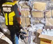 Philippine Authorities Seize P2.9 Million in Smuggled Cigarettes in Dual City Operations