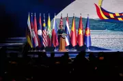 Philippines Mediates Cambodia-Thailand Peace Talks at Asean Summit