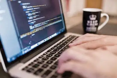 Flexible Work Arrangements Cut Gov't Energy Use by 17.6% - DOE