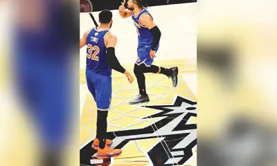 Knicks Aim for 3-0 Lead in NBA Finals Against Spurs