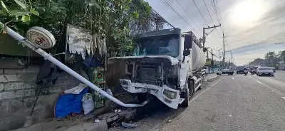 Woman injured after tanker crashes into gutter in Minglanilla, Cebu