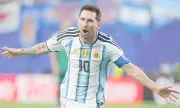 Messi hat trick ties World Cup record as Argentina beats Algeria 3-0
