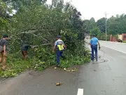 Zamboanga Sibugay police mobilize to aid residents in weather-hit areas